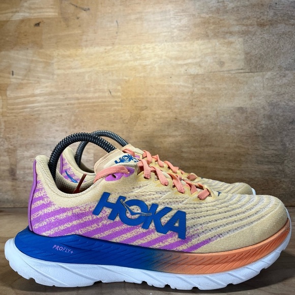 Hoka One One Mach 5 Womens Size 7.5 Running Shoes Sneakers Impala Cyclamen - Picture 1 of 12